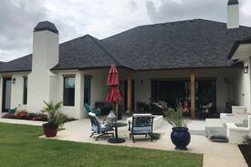 Stillwater House | Luxurious Game Day Retreat