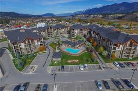 East Kootenay Apartment | Invermere Retreat at Lake Windermere Pointe