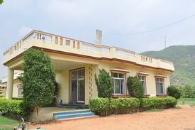 Pushkar Cabin | Villa in Pushkar Resort 2