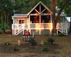 Daufuskie Island House | Glenn's Green Daufuskie Cottage Seashell Labyrinth
