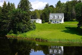 Kingsclear House | Clark’s Getaway!