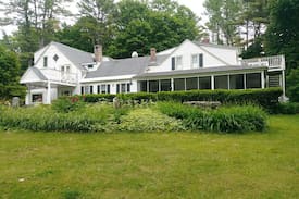 Rome House | Wings Hill Inn Belgrade Lakes- Sage Suite