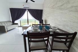 Nilai Apartment | Best Airbnb unit , Near KLIA & KLIA 2 ,(ALF1604)