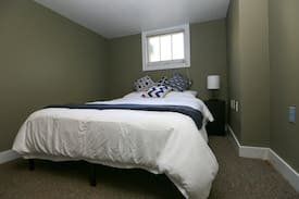 Magnolia House | Lower Suite in Beautiful Magnolia Neighborhood!
