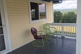 Talcott House | Pie Hollow Sweet Life Great Views Stellar Reviews