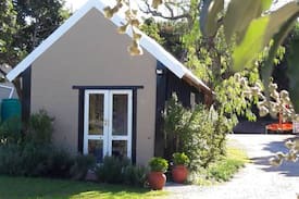 Nelson Mandela Bay House | Little Louisa - Colleen Glen