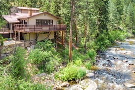 Drake Cabin | Hidden River House*Best River Deck in Estes