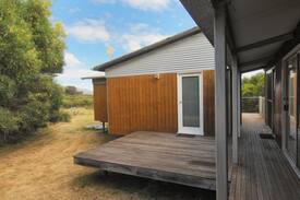 Coles Bay House | The "Backhouse"