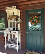 Black Mountain Cabin | Brown Bear Cabin