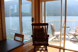 Sicamous Cabin | Mara Lake front Turtle Bay Cabin