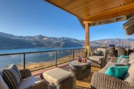 Chelan House | Lakeside Bluff at The Lookout at Lake Chelan