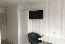 Leverkusen Apartment | Messe-Hotelzimmer/Einzimmerappartement Zimmer 202