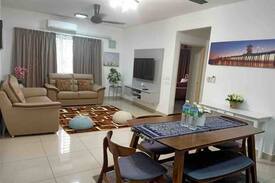 Putrajaya Apartment | D’ORANGE HOMESTAY PUTRAJAYA APARTMENT WITH WIFI