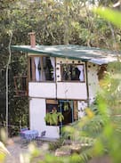 Los Nomos Cabin | Santa Elena Medellín - Cabaña Rústica Magic House