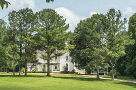 Columbia House | Magnolia Acres - Gorgeous & Grace in Columbia!