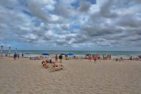 Galt Mile Apartment | Galt Ocean Charmer