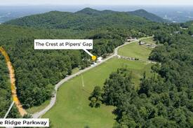 Piper Gap Bed & Breakfast | The Crest at Pipers' Gap a B&B / #20448