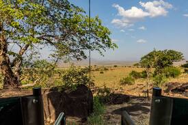 Kaabong House | On the edge of one of the most beautiful National Parks in Uganda