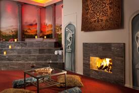 Los Alamos Bed & Breakfast | Roman Suite at the Victorian Mansion Bed and Breakfast