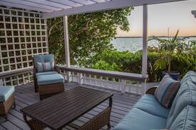 Dunmore Town House | Bay Cottage -Perfect Island Getaway Private Dock