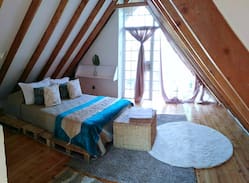 Nairobi Cabin | Tayara, private luxury cottage nested in nature