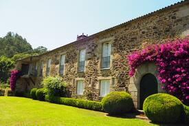 Carral Villa | Pazo de Esperante - Siglo XVI - Camino inglés