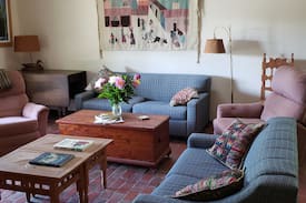 Salem House | Beaver Lake House-Welcome to Social Distance Land!