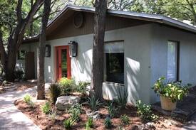 North San Antonio - SAT Cabin | Casa Salado "Dos"- On Salado Creek