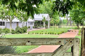 Arcadia House | Chanticleer Gardens Cottage, Arcadia/Dural, Nsw
