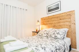 Sidney House | Sidney Bird House Guest Suite