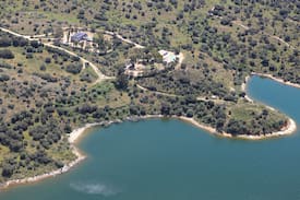 Berrocalejo Cabin | El Bunker del Pantano de Valdecañas