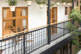 West Central District House | 【Atreeium】Sweet Gentle Double Suite Room