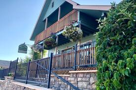 Pagosa Springs Cabin | Lewis & 4th Vacation Cottage