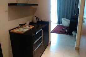 Mahboula Apartment | Luxury guest house at Thatcher Complex, Mahboula