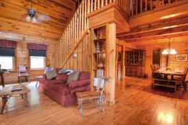 Whittier Cabin | Percy's Paradise Cabin-Smoky Mountains-Cherokee