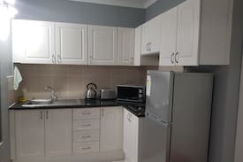Rondebosch Apartment | Rondebosch Oaks