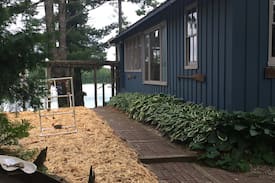 Waupaca Cabin | Rustic cabin on Stratton Lake