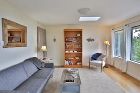 Salt Spring Island Apartment | OceanView GetAway - Eagles Nest Suite
