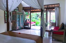 Penestanan House | LULU by lala&Lili Ubud