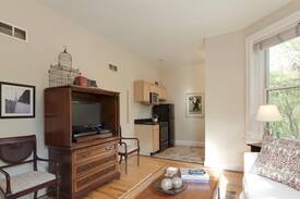 Dupont Circle Apartment | Sojourn | Turnkey Luxury | DuPont 1 Bedroom