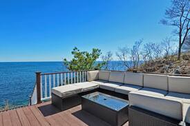 Gloucester Villa | Magnolia Tides
