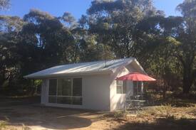 St Helens Cabin | Crayfish Hideaway Private Cottage Breakfast