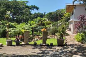 Mtwalume Apartment | Inkommers self-catering