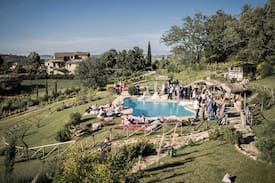 Castiglione d'Orcia Villa | Poderi Vignalunga wedding venue,up to 22 guests