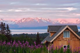 Homer Cabin | Smokey Bay Cabin - Ocean View