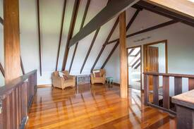 Pitt Town Bottoms Cabin | hawkesbury river hamptons style farm house