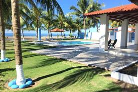 Acajutla House | Beautiful beach house: Rancho las Palmeras