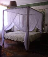Maringues Bed & Breakfast | Le petit château de Maringues 3 chambres