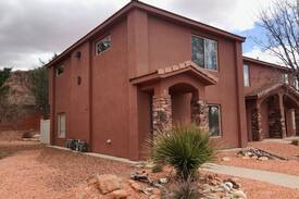 Kanab House | The Happy Cactus House