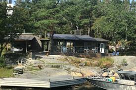 Soderholm House | Hus i ytterskärgården med sjötomt och egen brygga